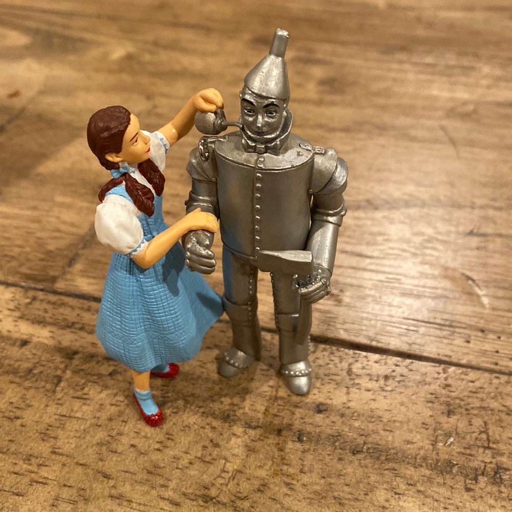 Hallmark Keepsake Ornament Wizard of Oz Dorothy and Tin Man NWT 2003
